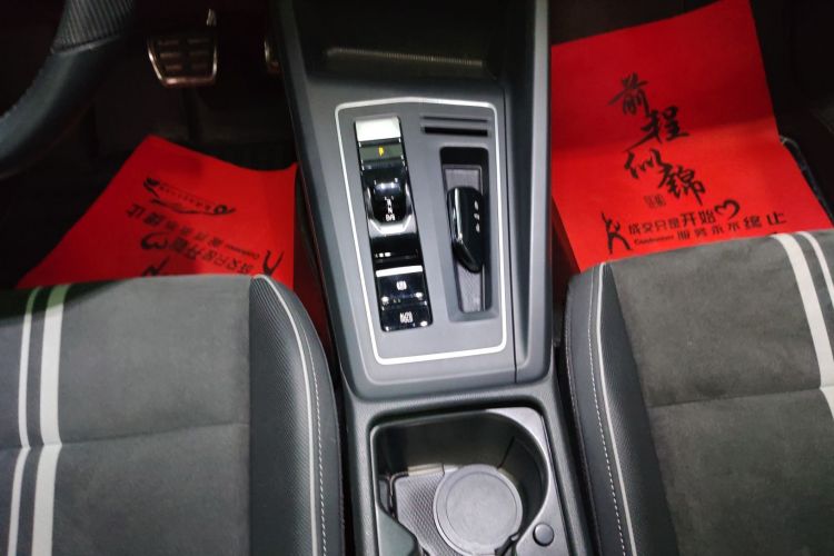 大众 高尔夫 2021款 280TSI DSG R-Line局部细节18