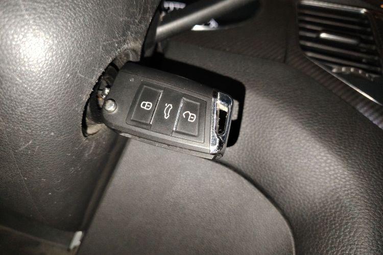 大众 高尔夫·嘉旅 2019款 280TSI 自动好奇型 国V中控内饰11