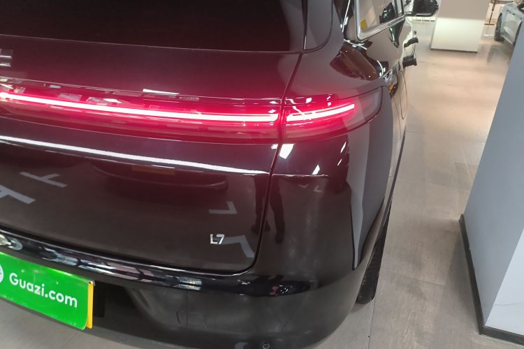 理想汽车 理想L7 2023款 Air车身外观9