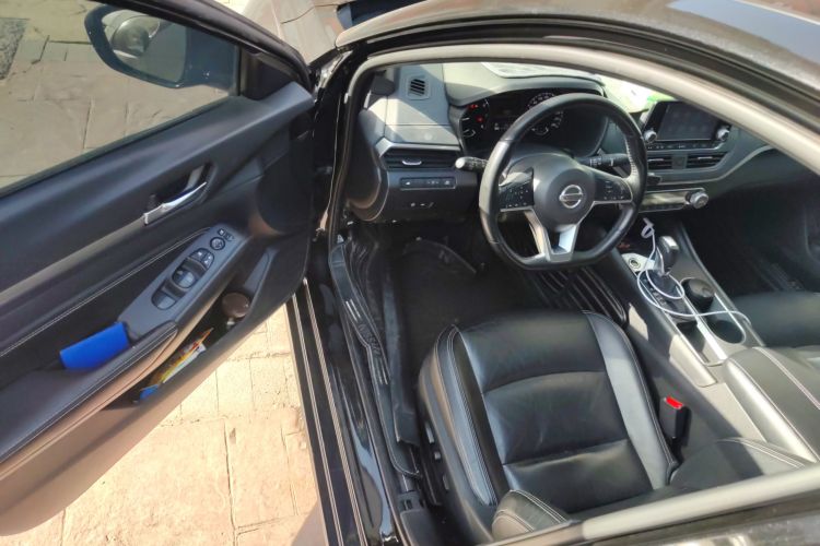 日产 天籁 2019款 2.0L XL 舒适版中控内饰20