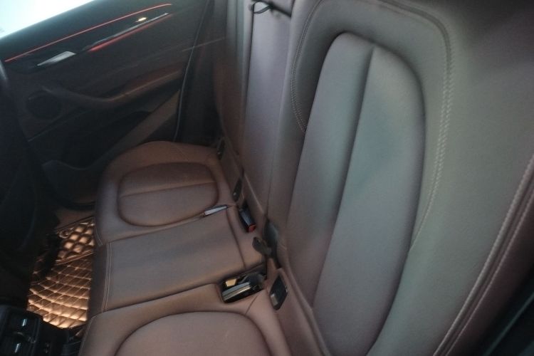 宝马X2 2020款 sDrive20i M越野套装中控内饰21