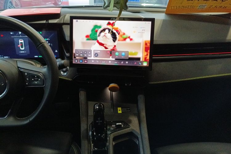 领克03 2023款 1.5T EM-F PM中控内饰16