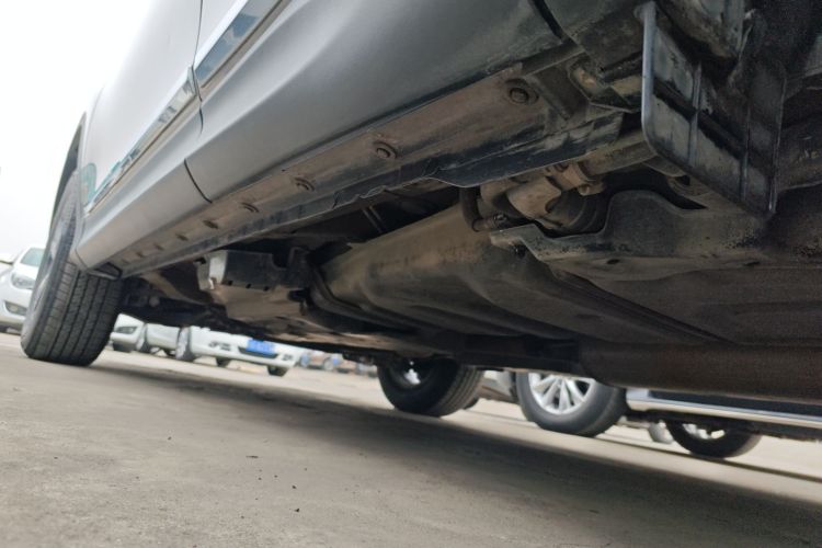 丰田 RAV4荣放 2015款 2.0L 手动两驱都市版局部细节9002