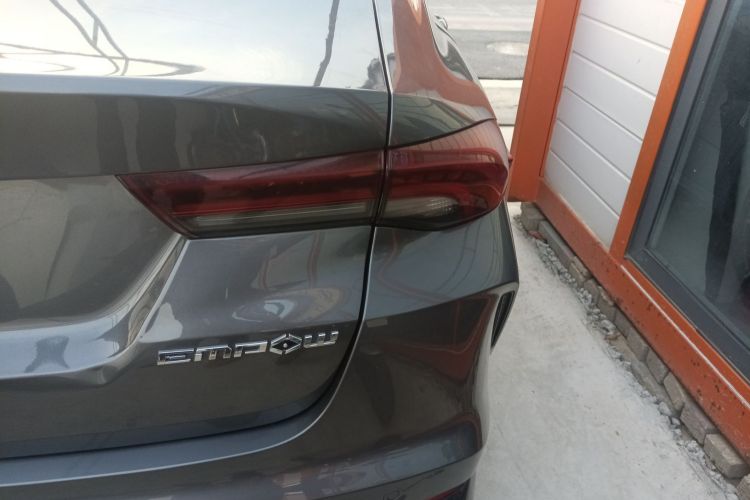 广汽传祺 影豹 2022款 270T DCT J16 R-style赛道版车身外观9