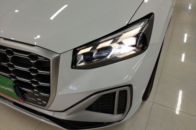 奥迪Q2L 2022款 35 TFSI 进取动感型局部细节36