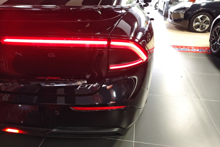 小鹏P7+ 2024款 超长续航 Max车身外观9