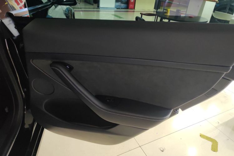 特斯拉 Model 3 2022款 Performance高性能全轮驱动版中控内饰45