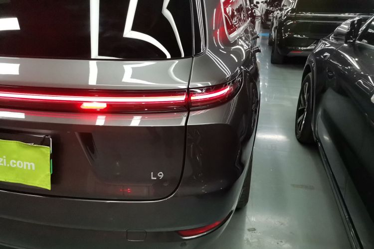 理想汽车 理想L9 2022款 Max车身外观9