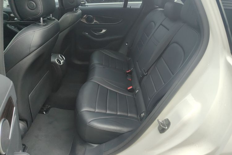 奔驰GLC 2016款 GLC 260 4MATIC 动感型中控内饰21