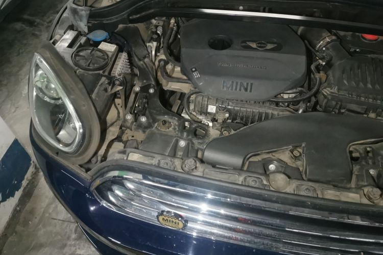 MINI Countryman 2018款 1.5T COOPER 艺术家局部细节9006