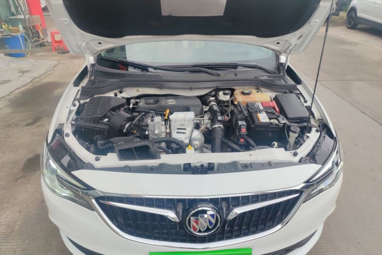 别克 英朗 2019款 15T 双离合互联精英型 国VI机舱底盘24