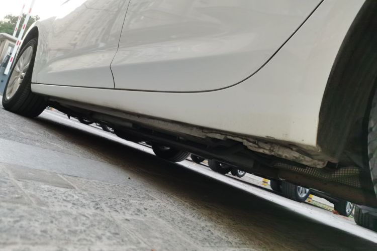 别克 威朗 2019款 三厢 20T 双离合豪华型局部细节9002