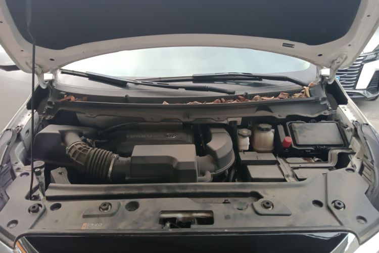 别克GL8 2023款 改款 陆上公务舱 豪华型机舱底盘24