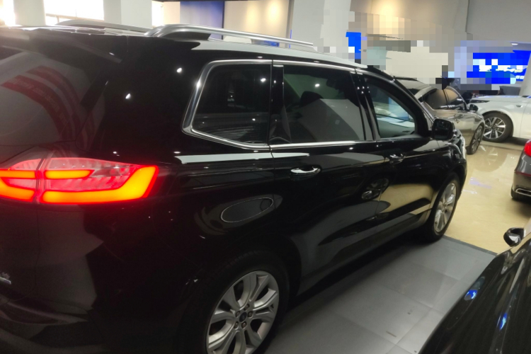 福特 锐界 2020款 EcoBoost 245 两驱铂锐型 5座车身外观7