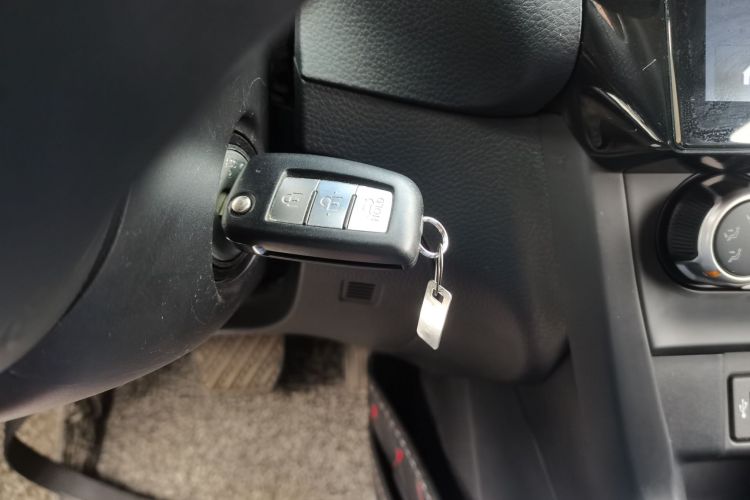 日产 轩逸 2019款 经典 1.6XE CVT舒适版中控内饰11