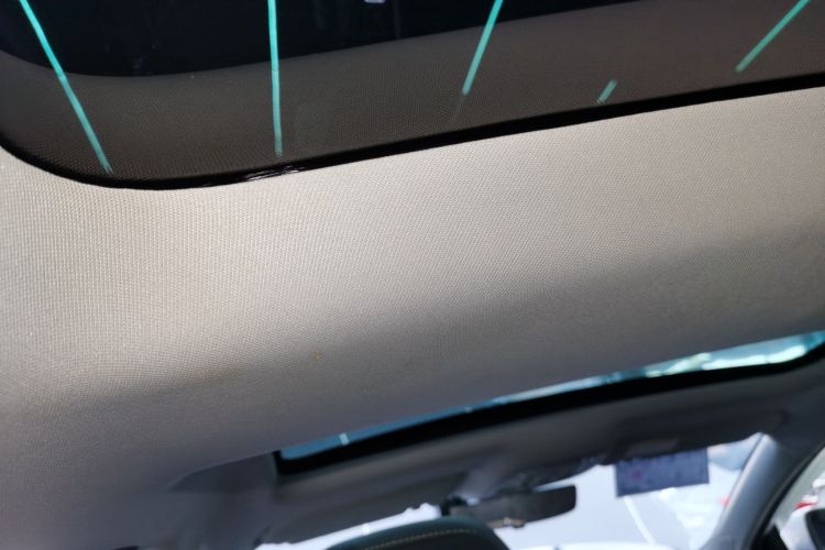 荣威i6 MAX新能源 2023款 EV 420天幕特别版中控内饰22