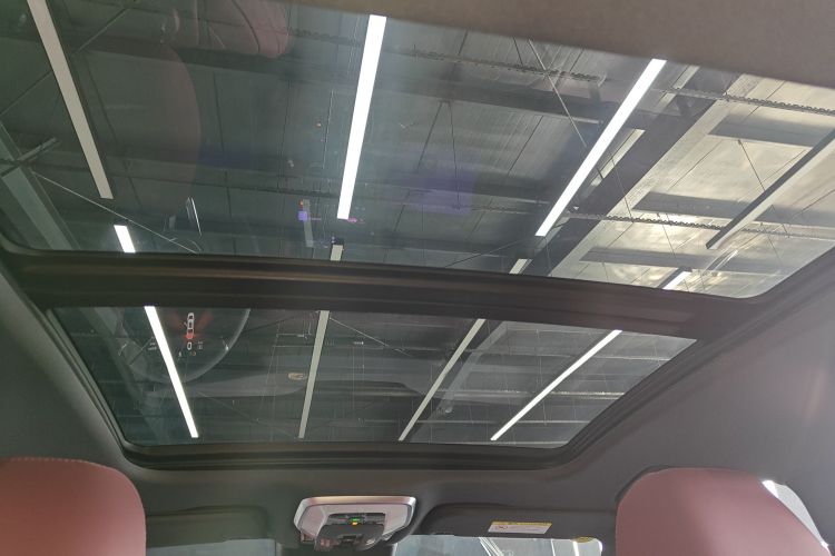 红旗H5 2025款 2.0T 自动玄影200万辆纪念版局部细节22