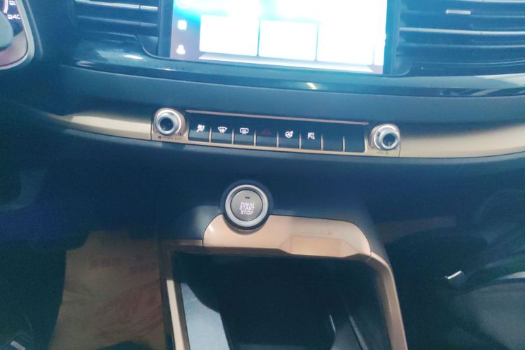 哈弗H6 2021款 1.5T 自动冠军版中控内饰16