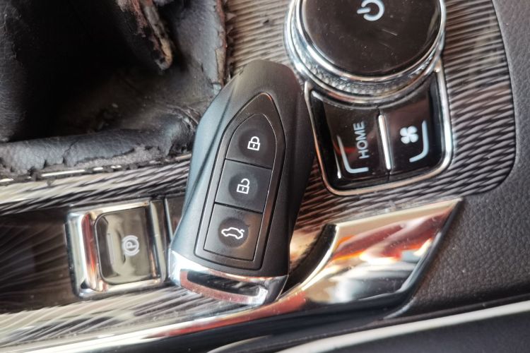 猎豹汽车 猎豹CS9 2017款 1.5L 手动风尚型中控内饰11