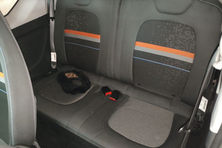 五菱汽车 宏光MINIEV 2020款 自在款 磷酸铁锂中控内饰21