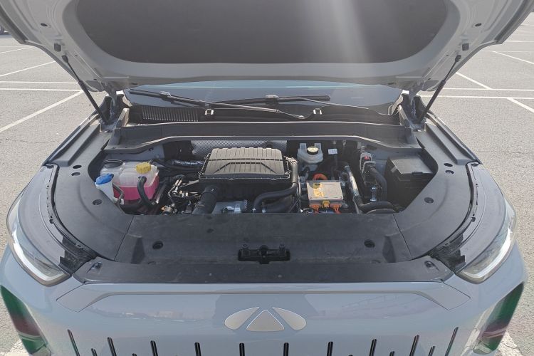 奇瑞 风云T9 2025款 120 长续航版尊荣型 7座 磷酸铁锂局部细节24