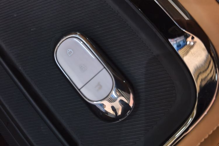 零跑汽车 零跑C11 2024款 增程 300尊享版中控内饰11