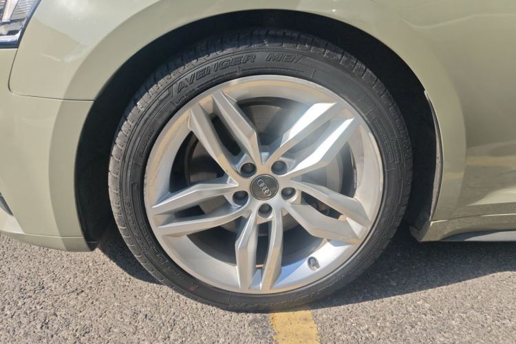 奥迪A5 2019款 Sportback 45 TFSI 时尚型车身外观6007