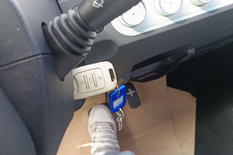 五菱汽车 宏光MINIEV 2021款 马卡龙时尚款 三元锂中控内饰11