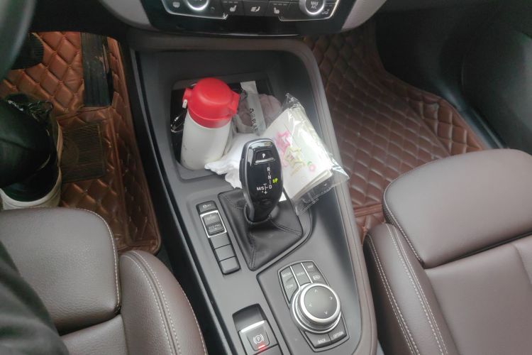 宝马X1 2021款 sDrive25Li 领先型中控内饰18