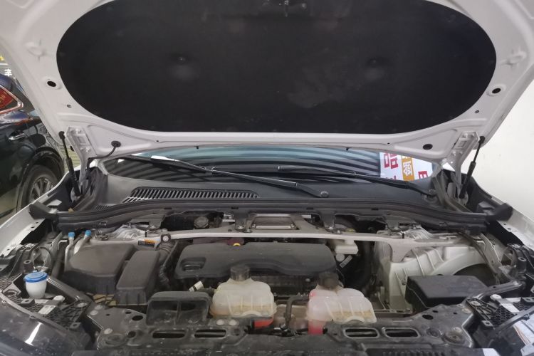 零跑汽车 零跑C11 2024款 增程 300尊享版机舱底盘24