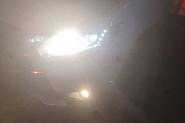 三菱 欧蓝德 2016款 2.4L 四驱精英版 5座局部细节36