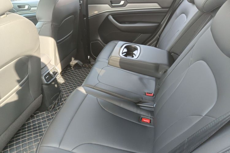 哈弗H6 2018款 蓝标 运动版 1.5T 手动两驱精英型中控内饰21