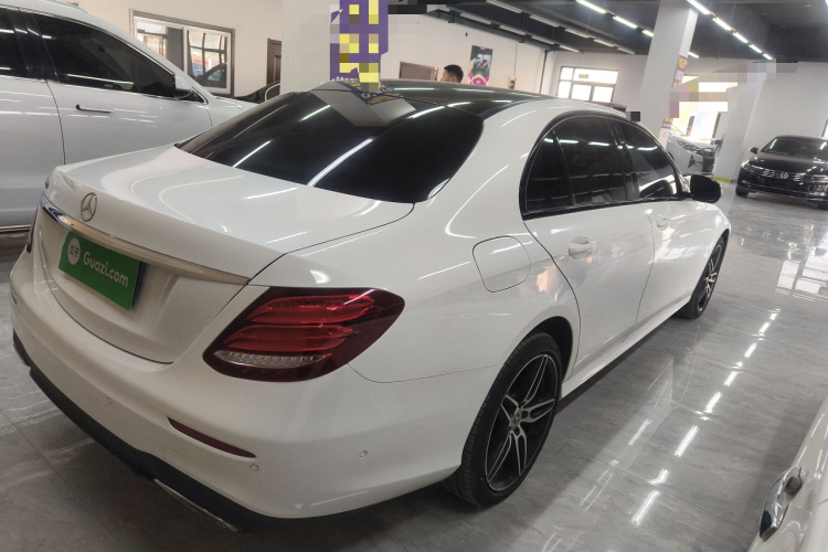奔驰E级 2017款 改款 E 300 运动型车身外观7