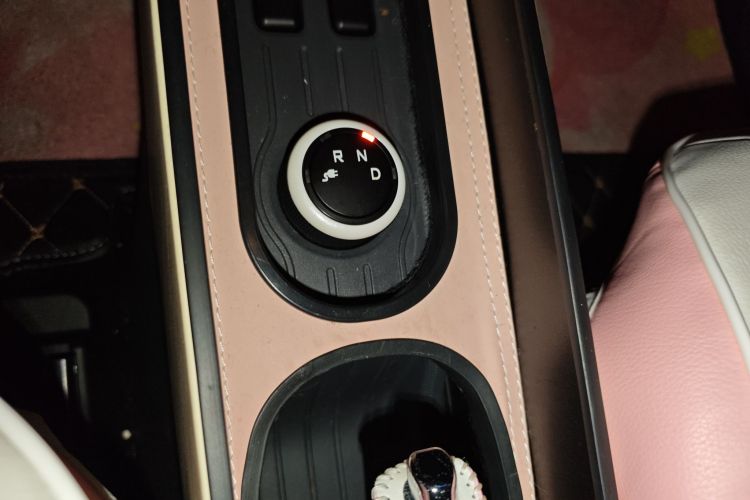 五菱汽车 宏光MINIEV 2022款 马卡龙臻享款 三元锂中控内饰18