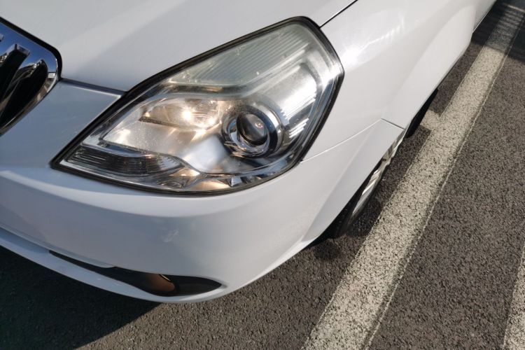 别克 凯越 2013款 1.5L 自动经典型局部细节36