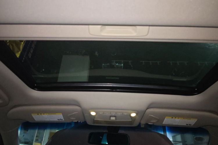 英菲尼迪QX50 2015款 2.5L 舒适版局部细节22