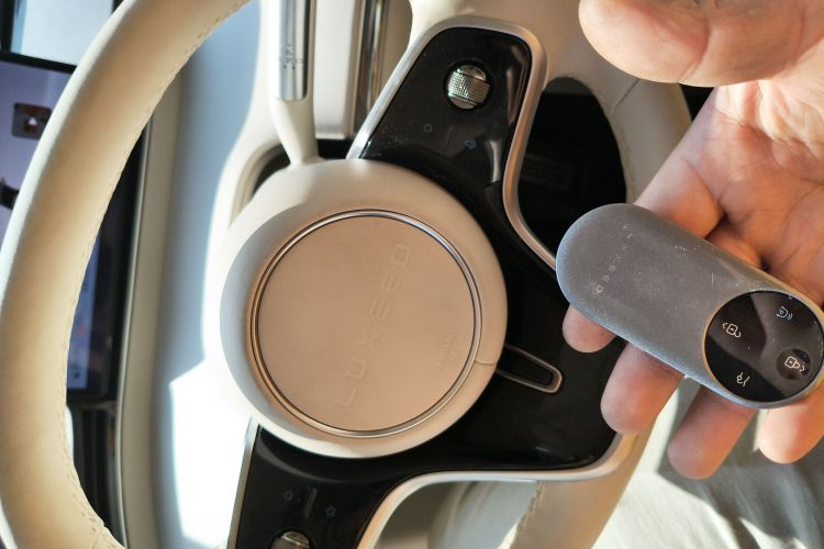 鸿蒙智行 智界R7 2025款 增程 251km Max中控内饰11