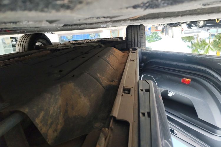 本田 冠道 2020款 370TURBO 四驱尊享版局部细节9002