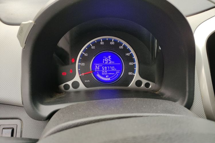 长安欧尚 奔奔E-Star 2021款 国民版 心悦版 磷酸铁锂（31.86kWh）中控内饰14