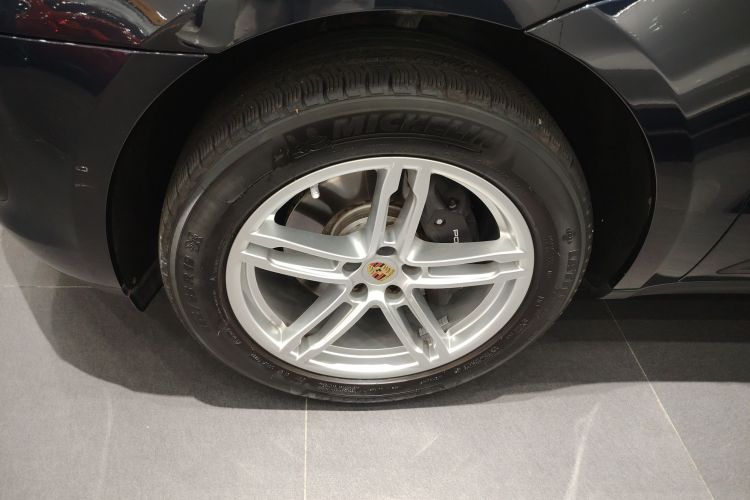 保时捷 2023款 Macan 2.0T车身外观35