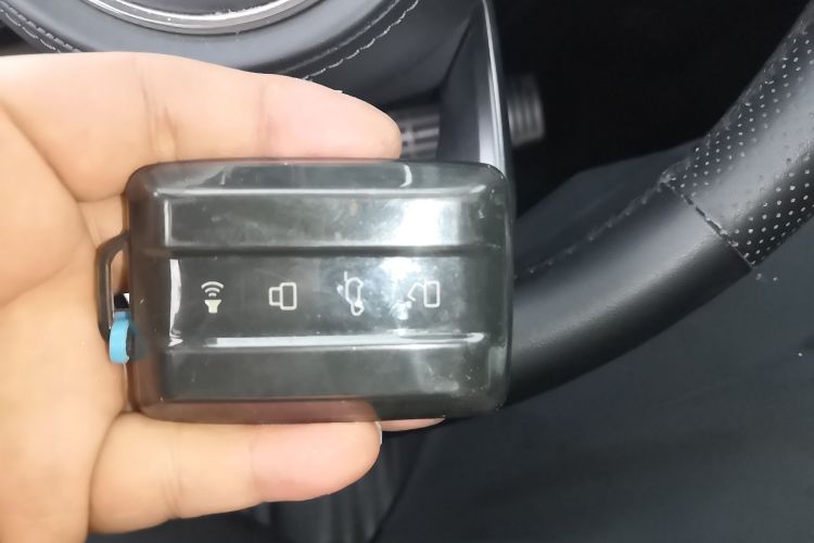 坦克500 2022款 3.0T 运动版 造境型 5座中控内饰11