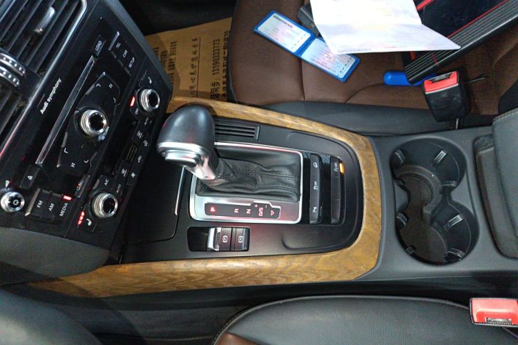 奥迪Q5 2016款 40 TFSI 技术型局部细节18