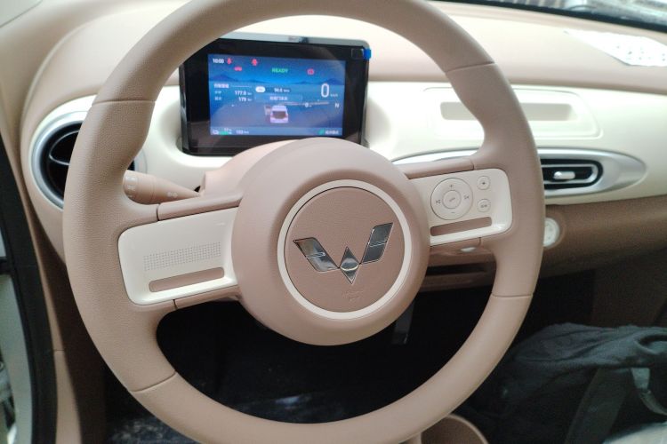 五菱汽车 宏光MINIEV 2025款 四门版 臻享款中控内饰13