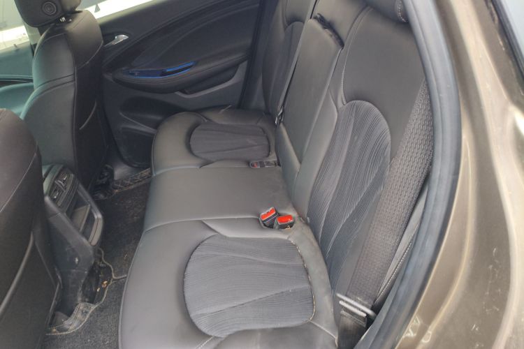 别克 昂科威 2019款 20T 两驱领先型 国VI中控内饰21