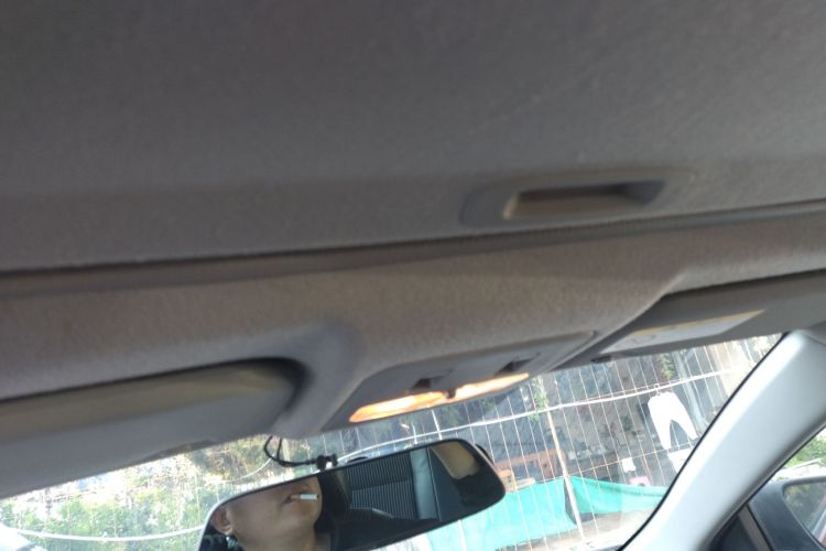 丰田 YARiS L 致炫 2015款 1.5G 自动炫动天窗特别版局部细节22