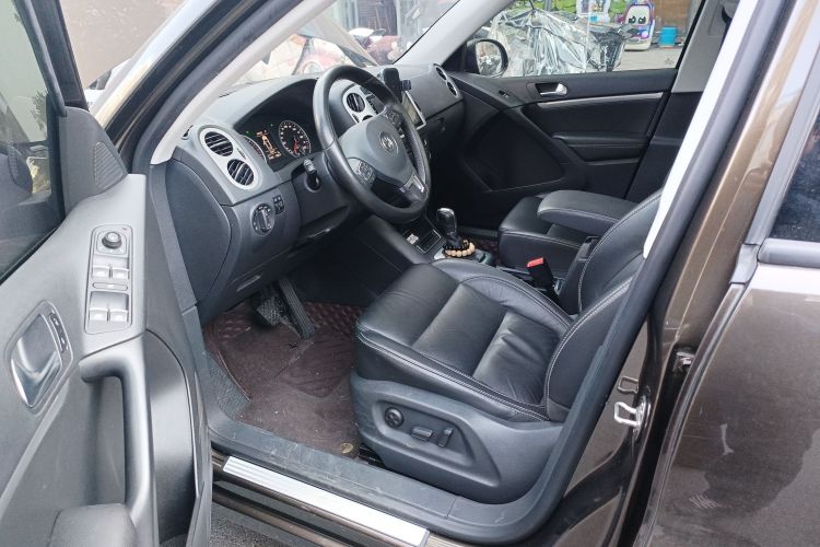 大众 途观 2016款 280TSI 自动两驱丝绸之路舒适版中控内饰7003