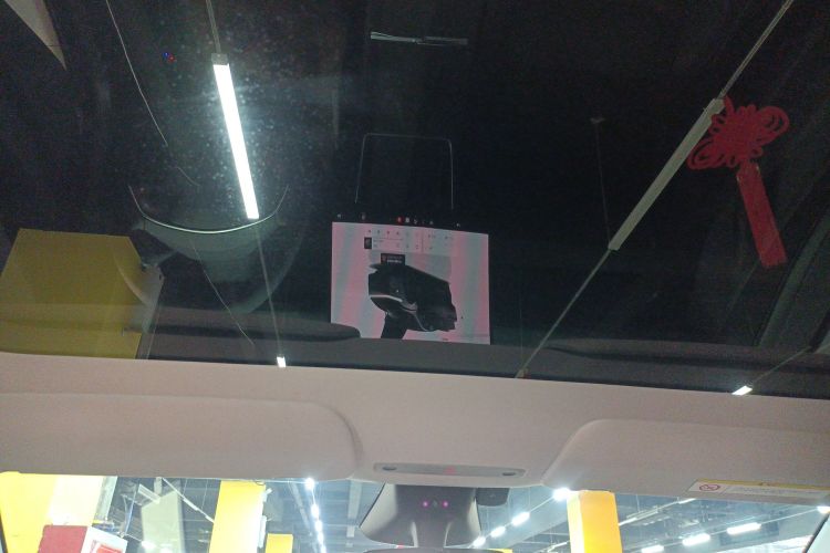 特斯拉 Model Y 2025款 后轮驱动版局部细节22