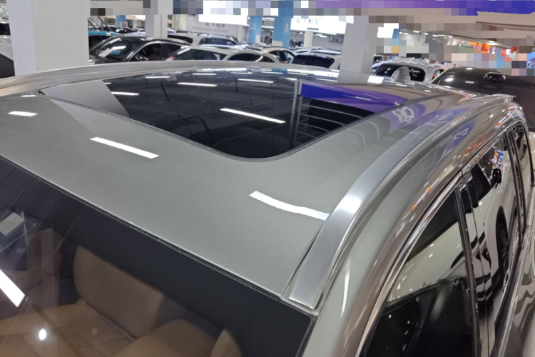 理想汽车 理想ONE 2021款 增程6座版车身外观57