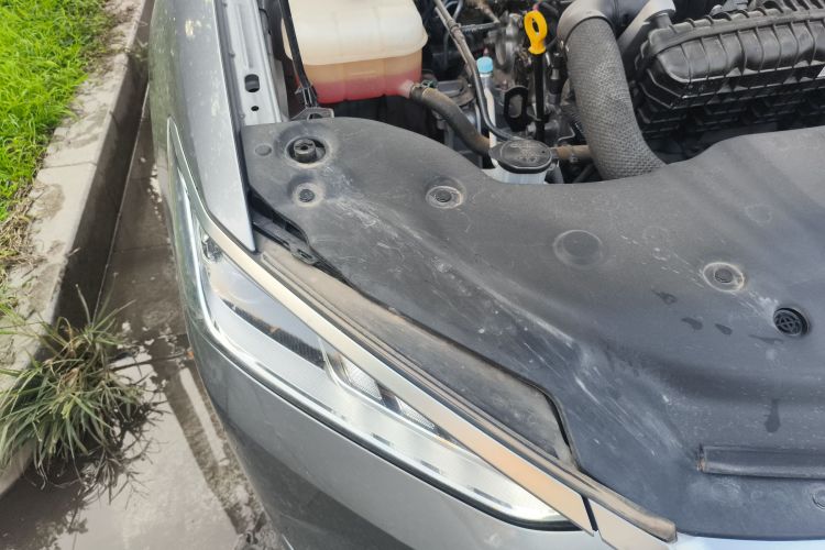 比亚迪 秦PLUS 2024款 荣耀版 DM-i 55KM领先型局部细节9006