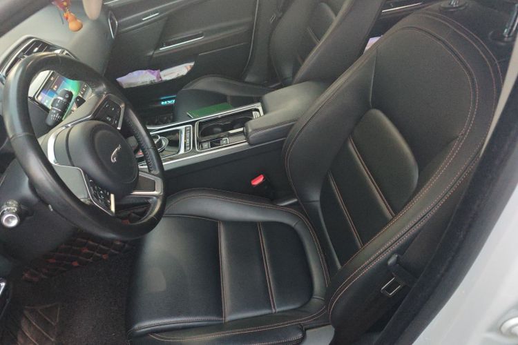 捷豹XEL 2019款 2.0T 200PS 豪华版局部细节19